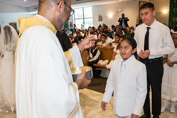 St Andrew First Communion 2024 0100